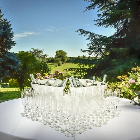 Ξενοδοχείο με διαμερίσματα Borgo Zelata *