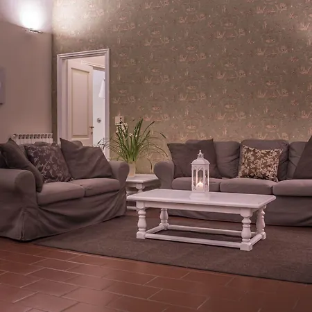 Borgo Zelata Apart Otel *