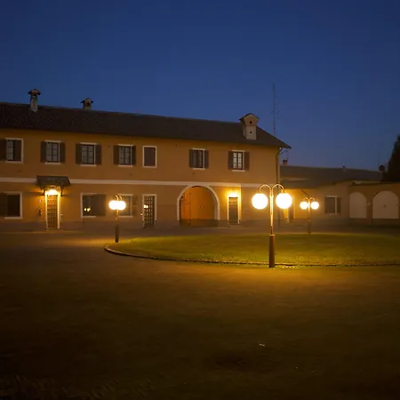 Borgo Zelata Apart Otel