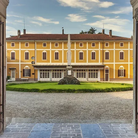 Aparthotel Borgo Zelata