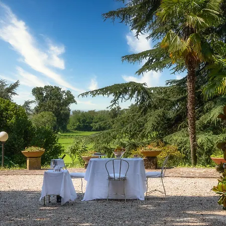 Borgo Zelata Apart Otel *