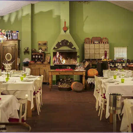 Апарт-отель Borgo Zelata Берегуардо